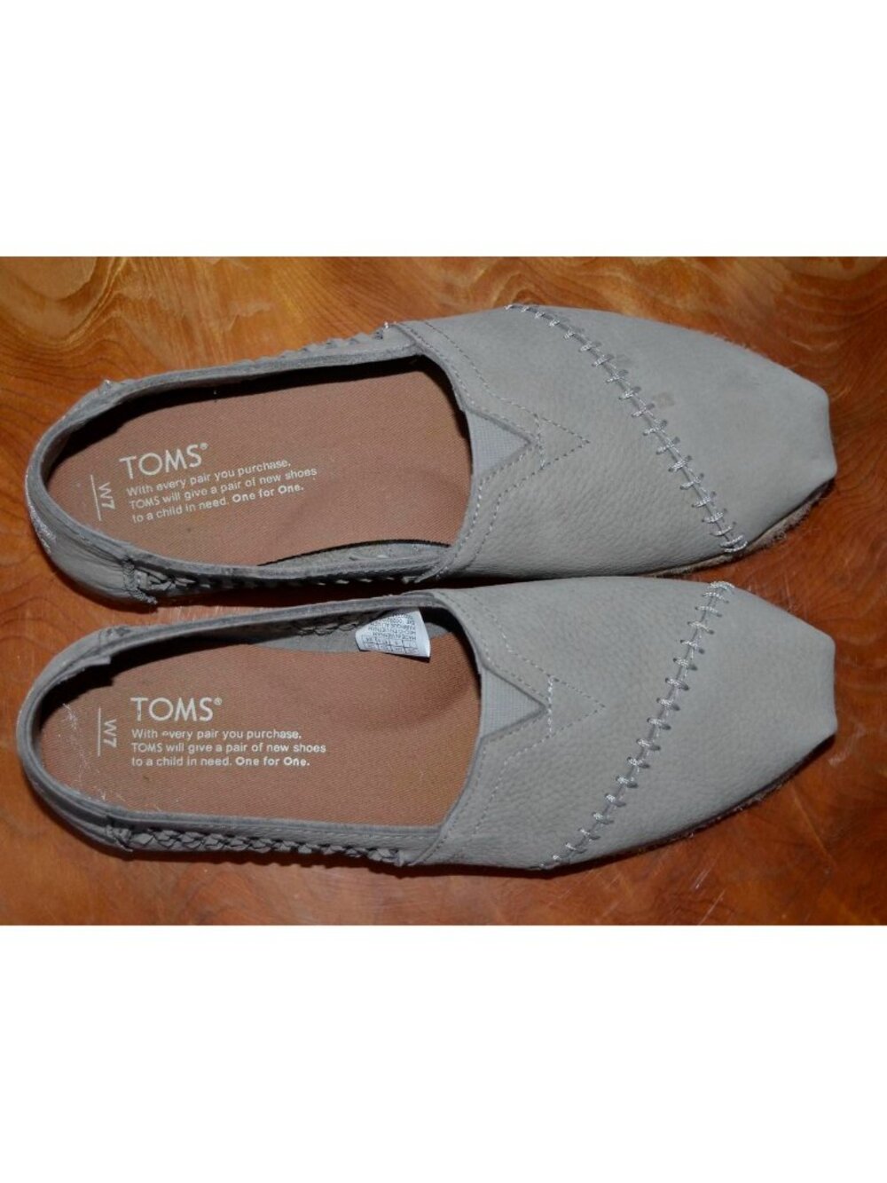 TOMS Ladies shoes size W 7